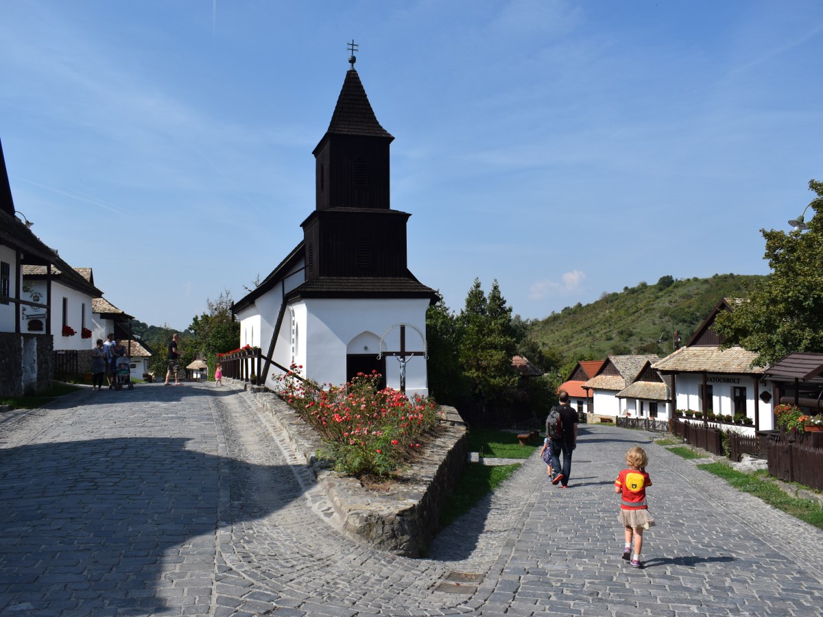 Una domenica ad Hollókő, Ungheria
